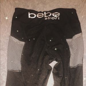 Bebe crop leggings with pockets on each side